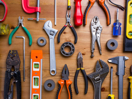 485_24_essentiels_outils_de_base